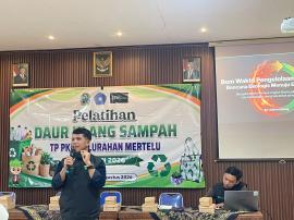 TP PKK Kalurahan Mertelu Gelar Pelatihan Daur Ulang Sampah